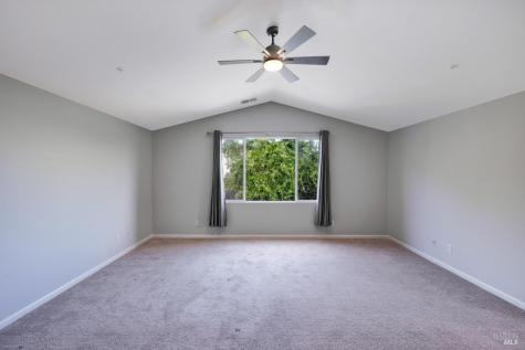 308 Ranch House Drive Cloverdale CA 95425