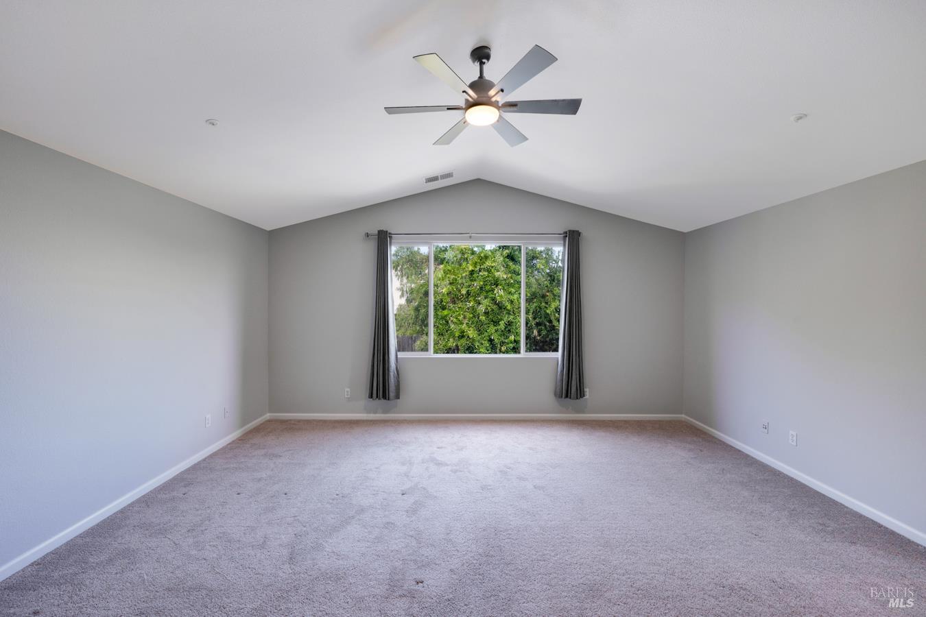 308 Ranch House Drive Cloverdale CA 95425
