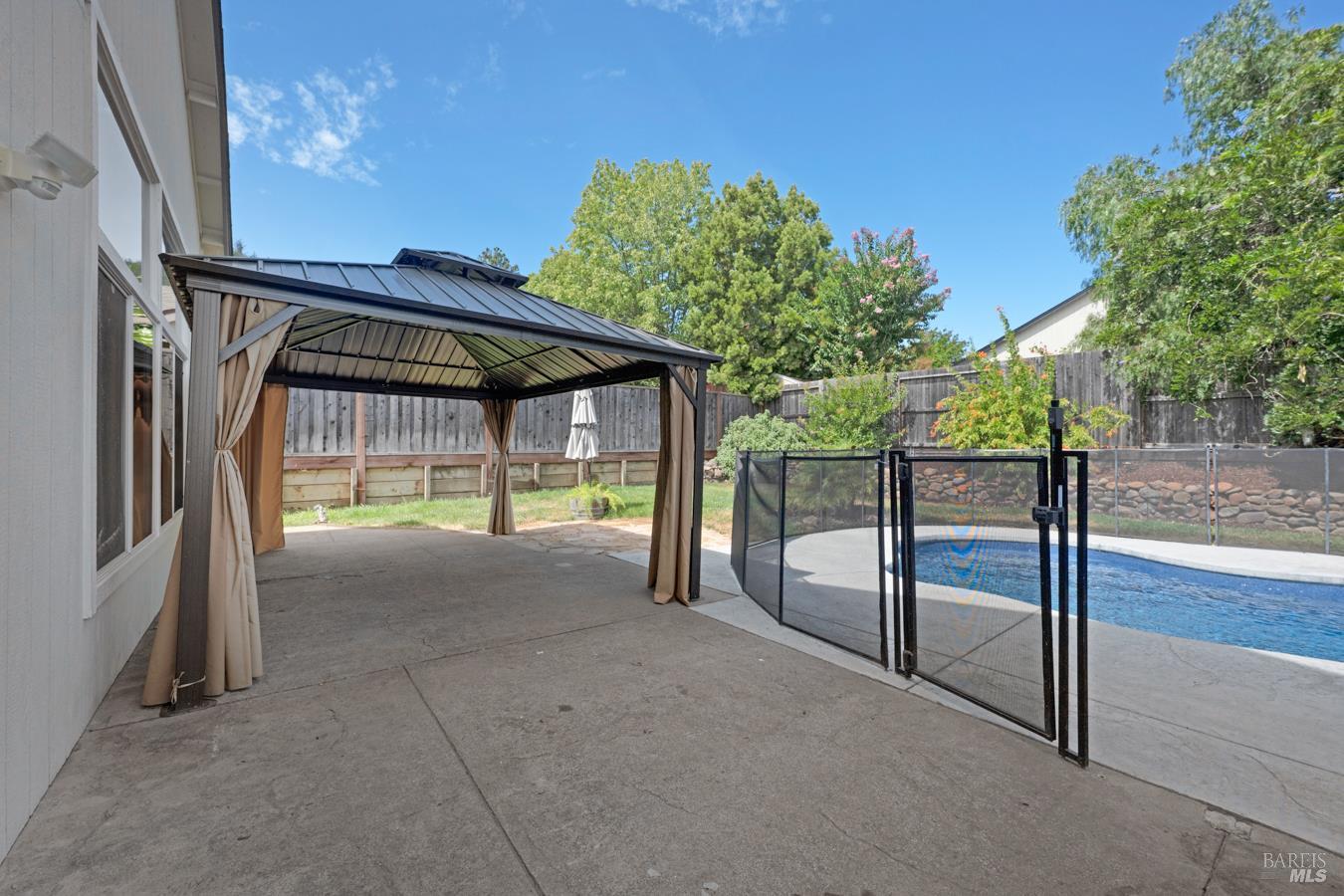 308 Ranch House Drive Cloverdale CA 95425