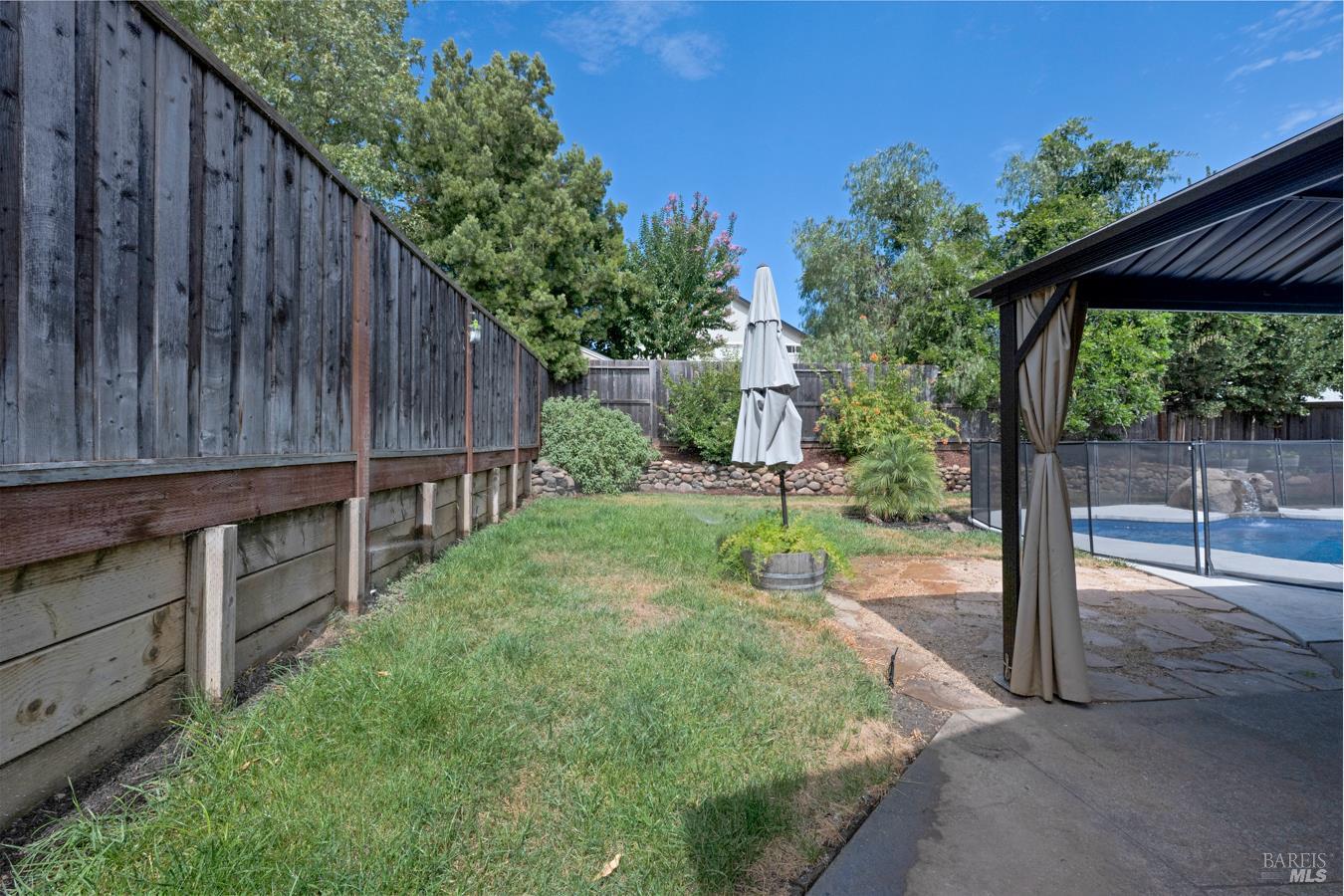 308 Ranch House Drive Cloverdale CA 95425