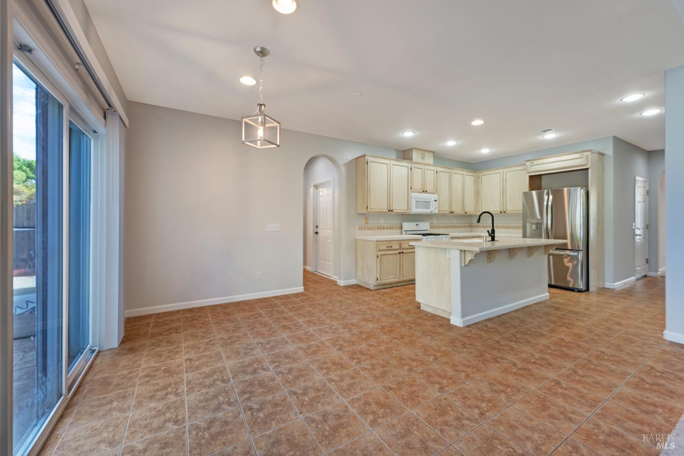 308 Ranch House Drive Cloverdale CA 95425