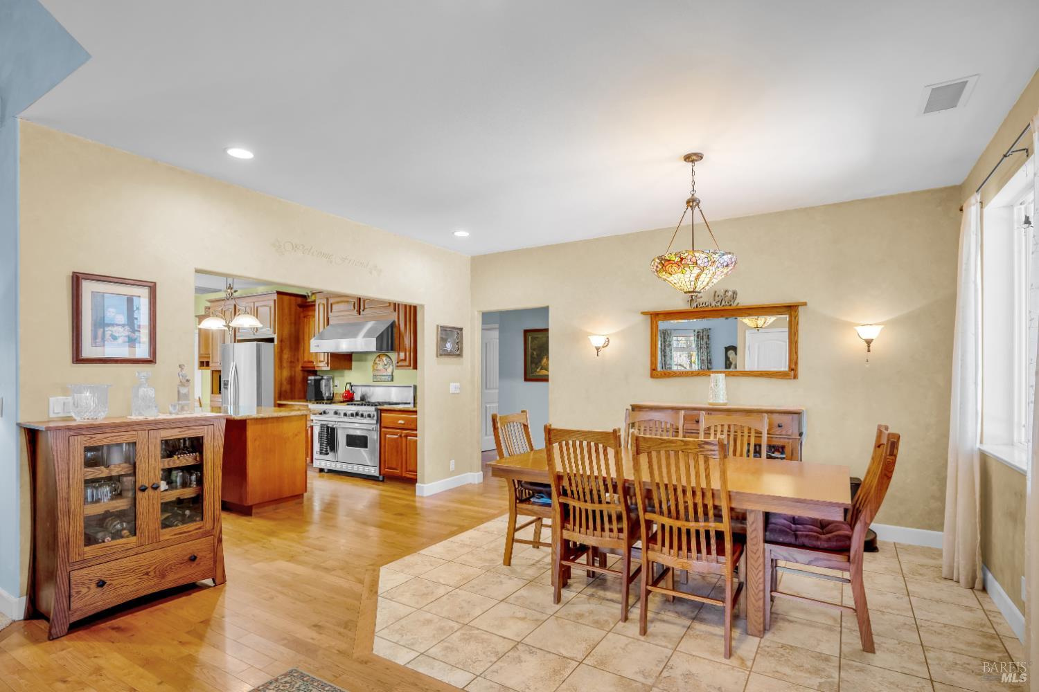 3970 Canyon Road Willits CA 95490