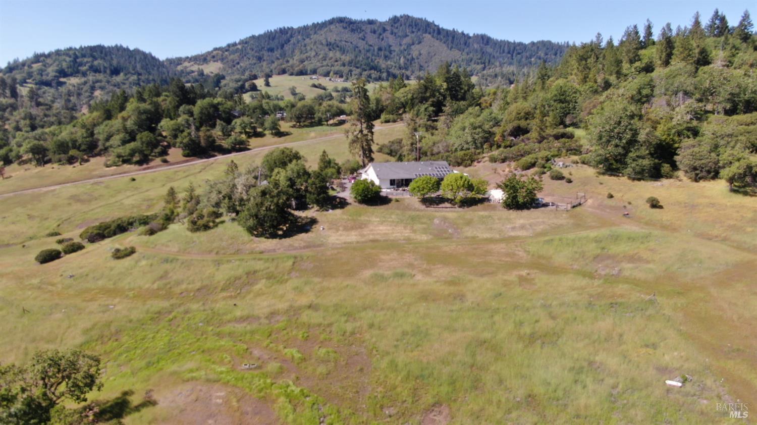 3970 Canyon Road Willits CA 95490