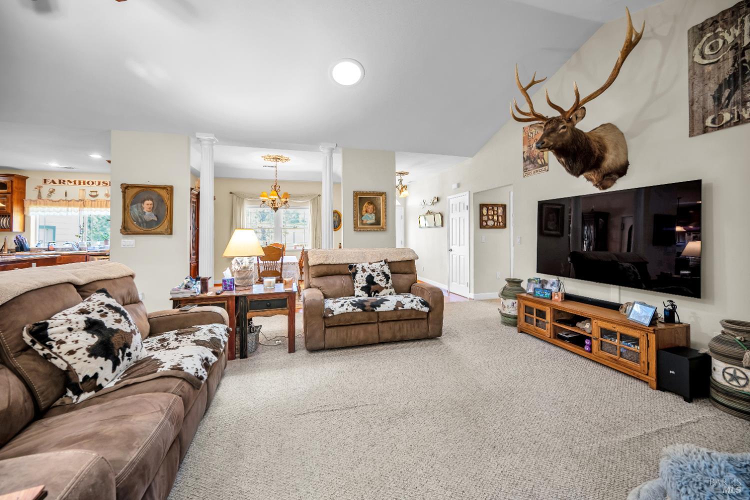3970 Canyon Road Willits CA 95490