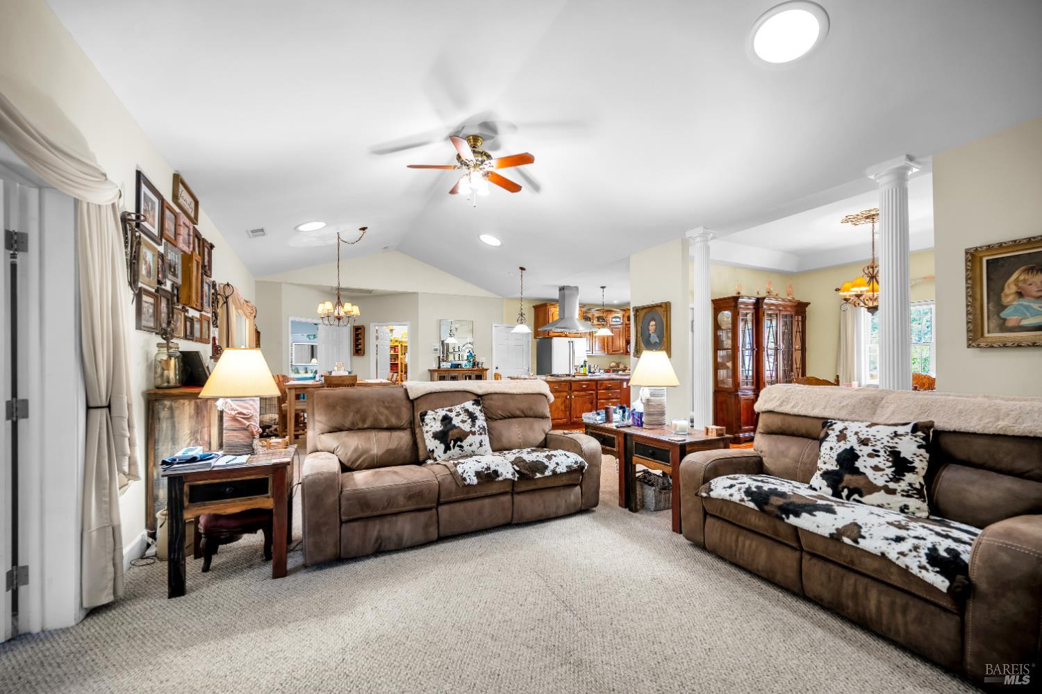 3970 Canyon Road Willits CA 95490