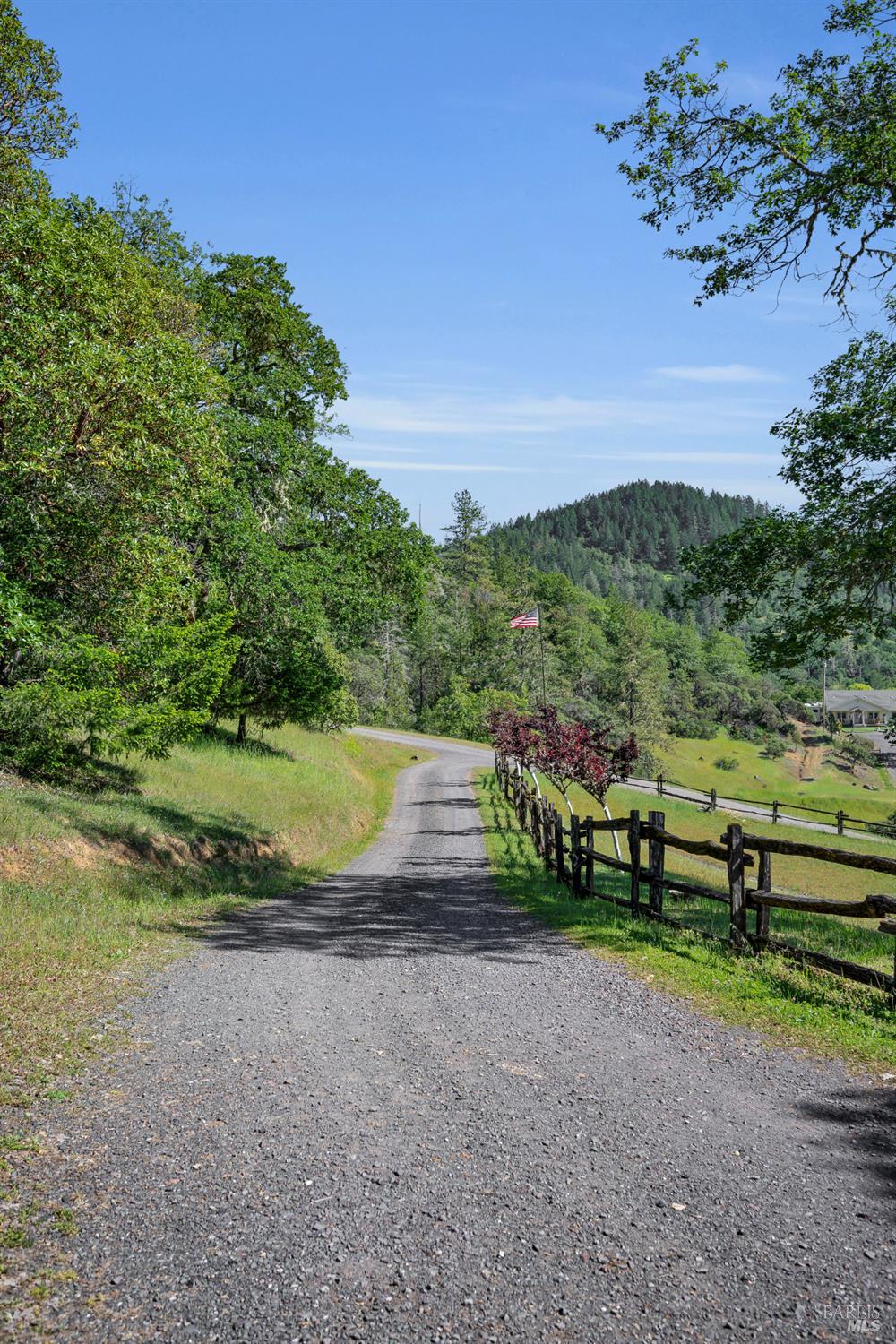 3970 Canyon Road Willits CA 95490