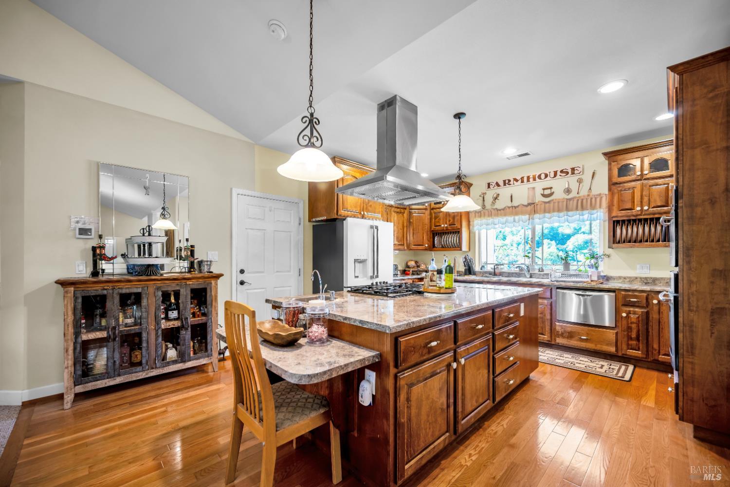 3970 Canyon Road Willits CA 95490