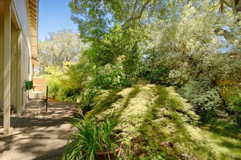 426 Woodley Way Santa Rosa CA 95409