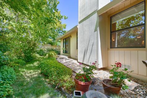 426 Woodley Way Santa Rosa CA 95409