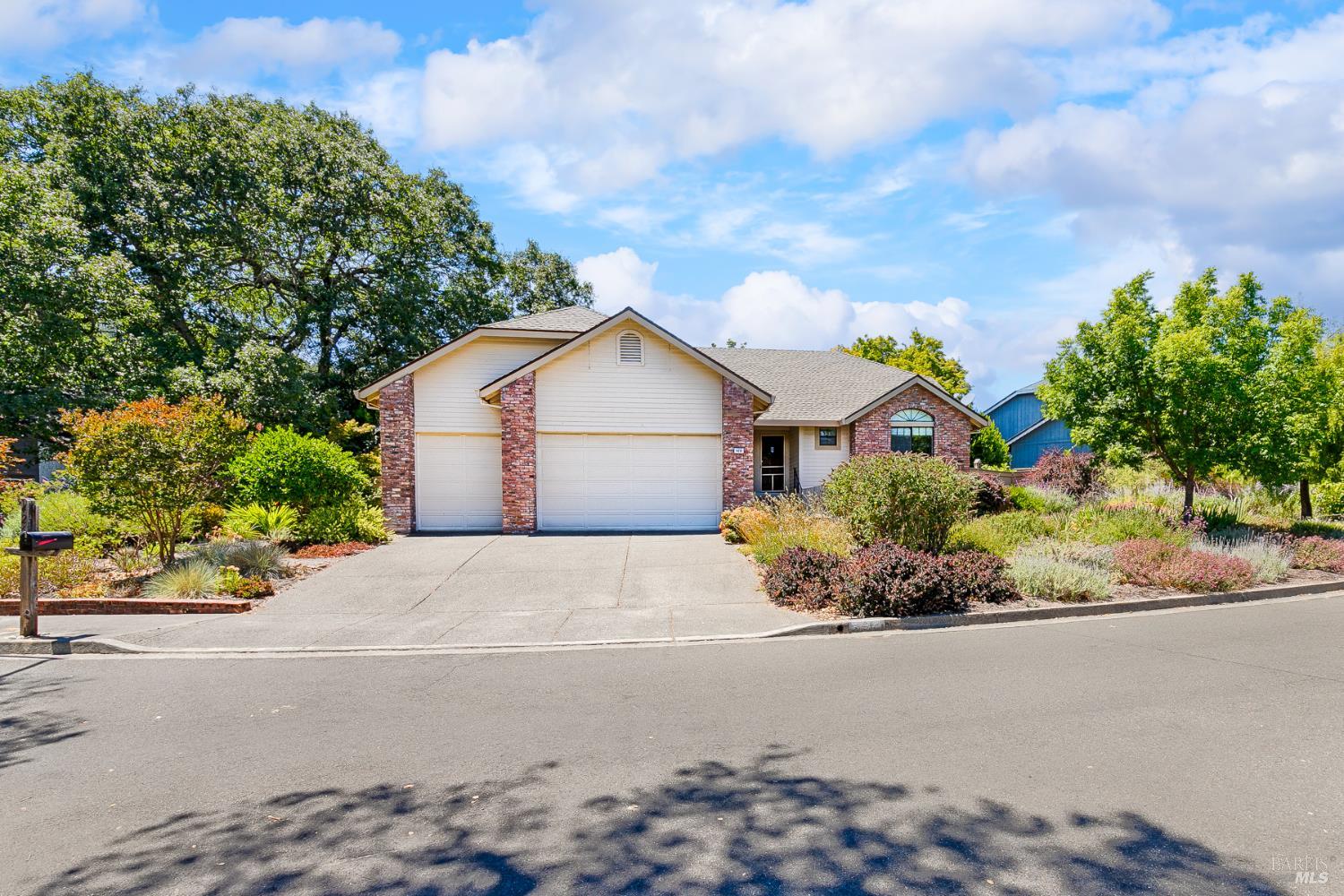 426 Woodley Way Santa Rosa CA 95409