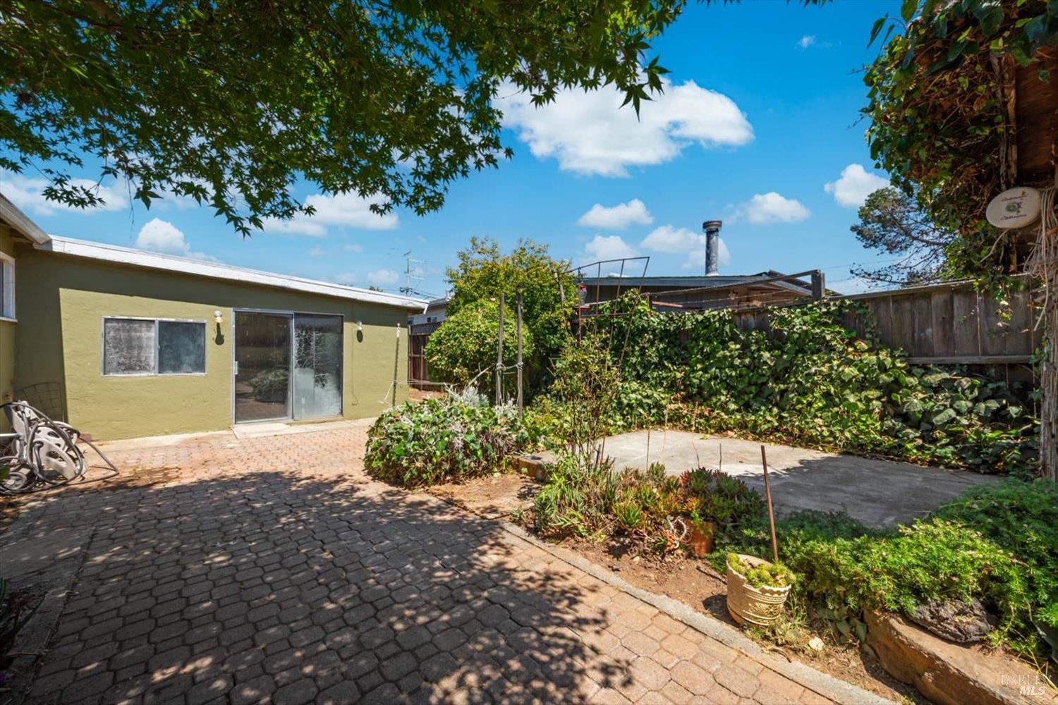 223 W Carolyn Drive American Canyon CA 94503