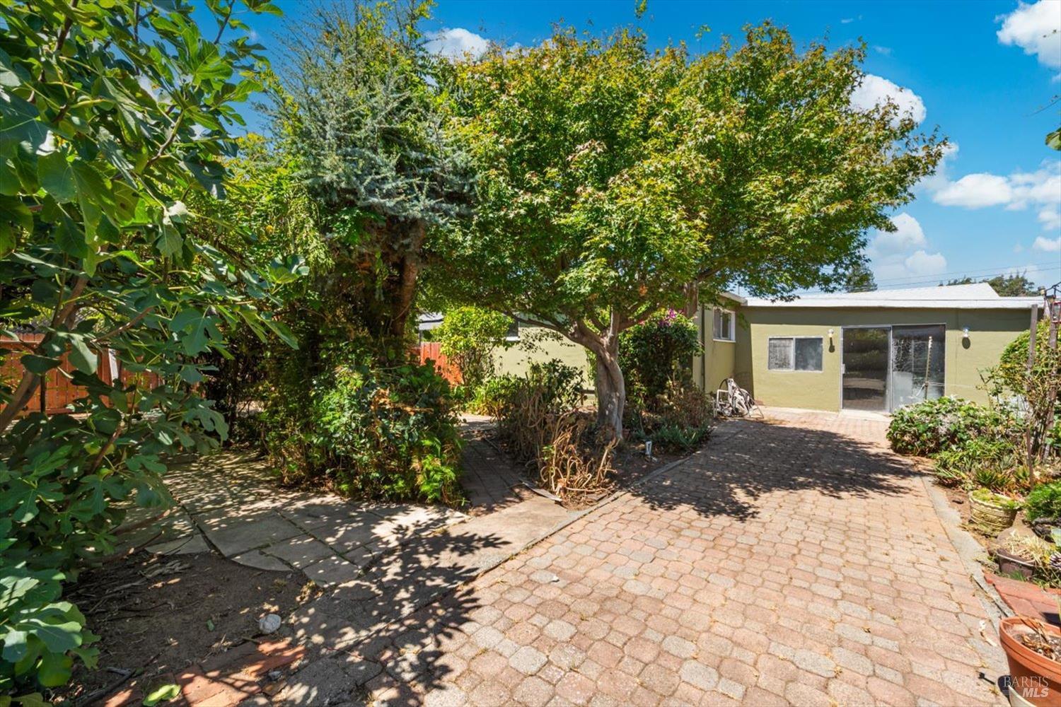 223 W Carolyn Drive American Canyon CA 94503