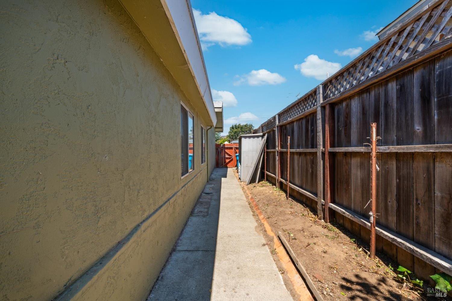 223 W Carolyn Drive American Canyon CA 94503