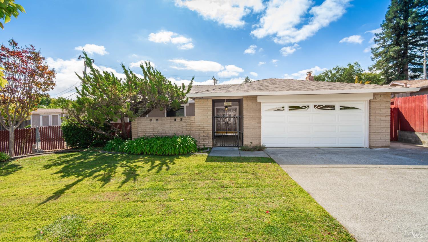 3511 Sandybrook Lane Napa CA 94558
