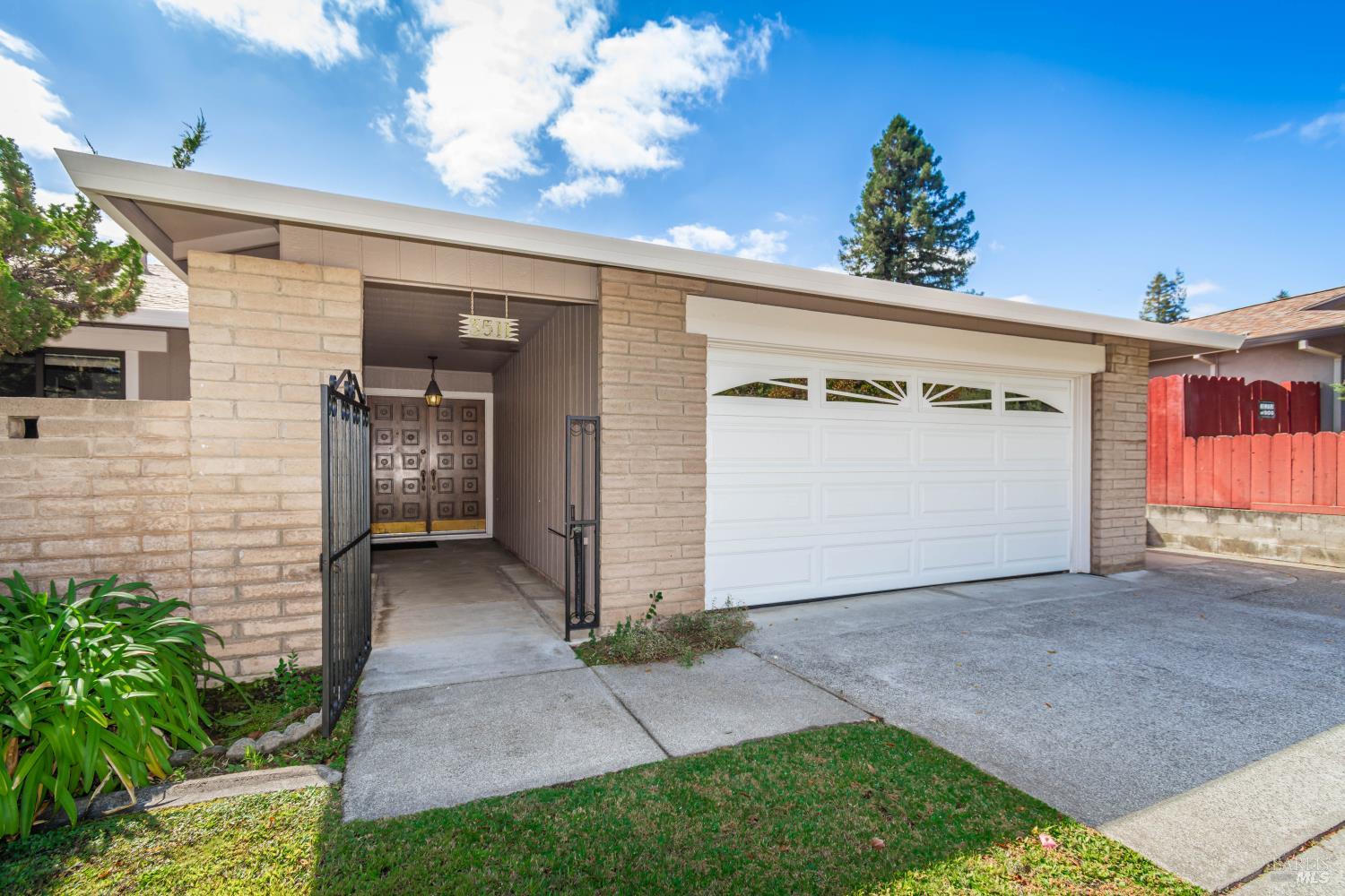 3511 Sandybrook Lane Napa CA 94558