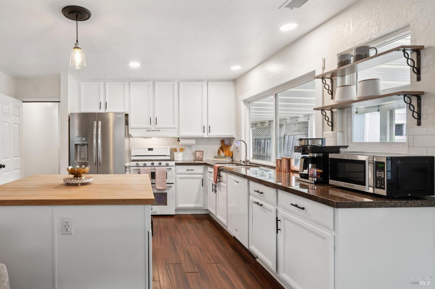 7187 Circle Drive Rohnert Park CA 94928