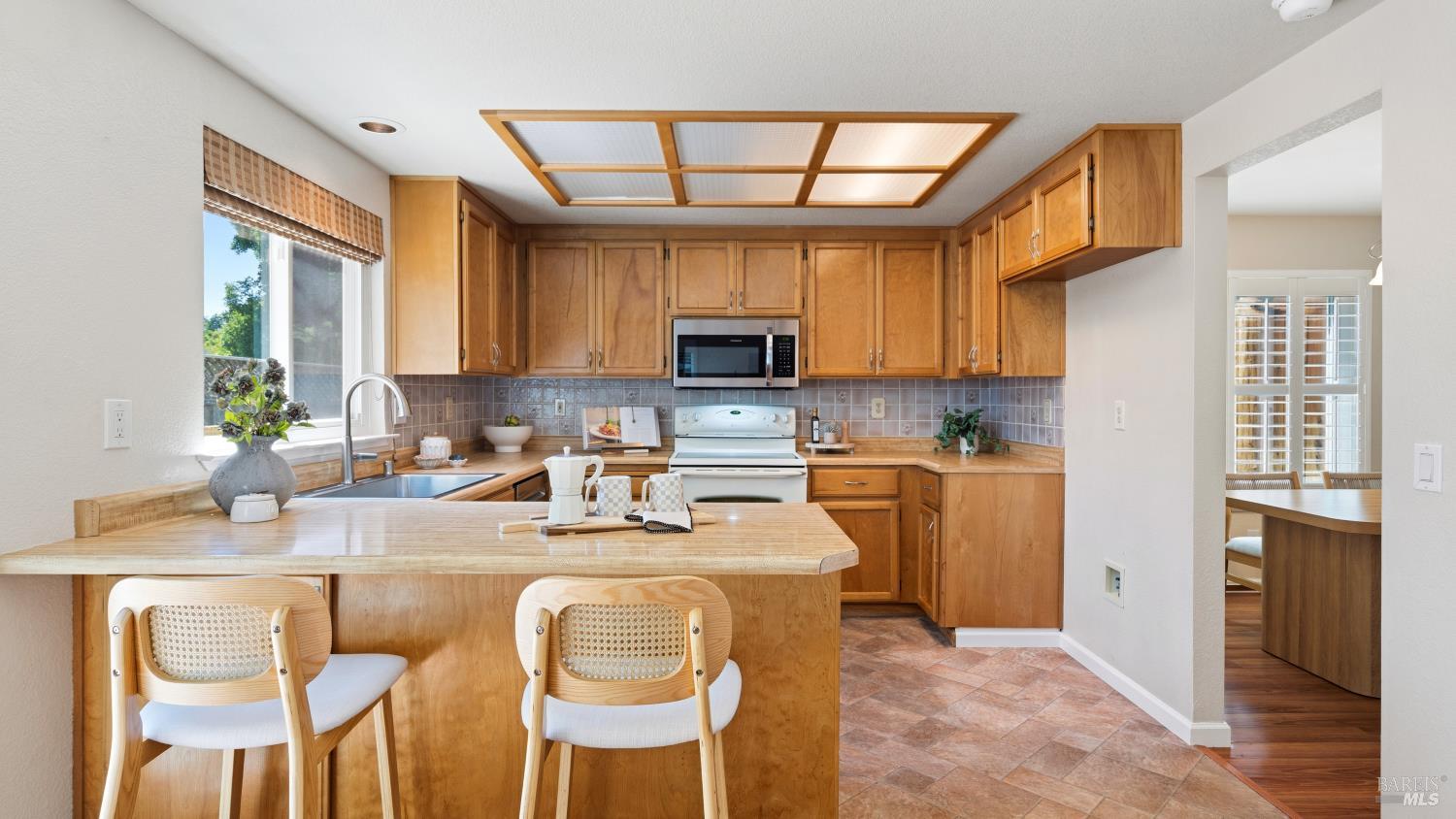 846 Winton Drive Petaluma CA 94954