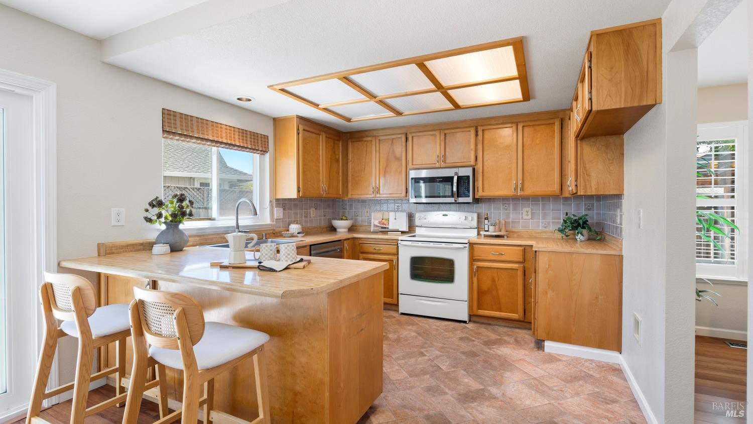 846 Winton Drive Petaluma CA 94954