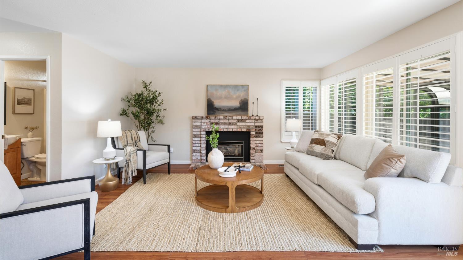 846 Winton Drive Petaluma CA 94954