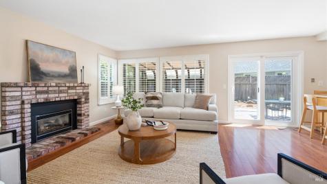 846 Winton Drive Petaluma CA 94954