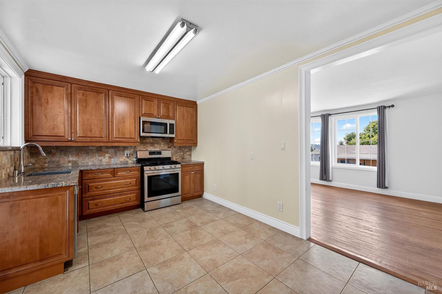 81 Buena Vista Benicia CA 94510