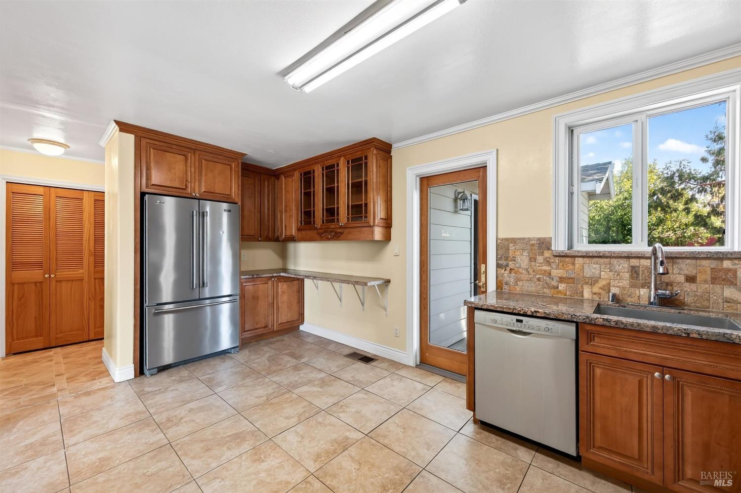 81 Buena Vista Benicia CA 94510