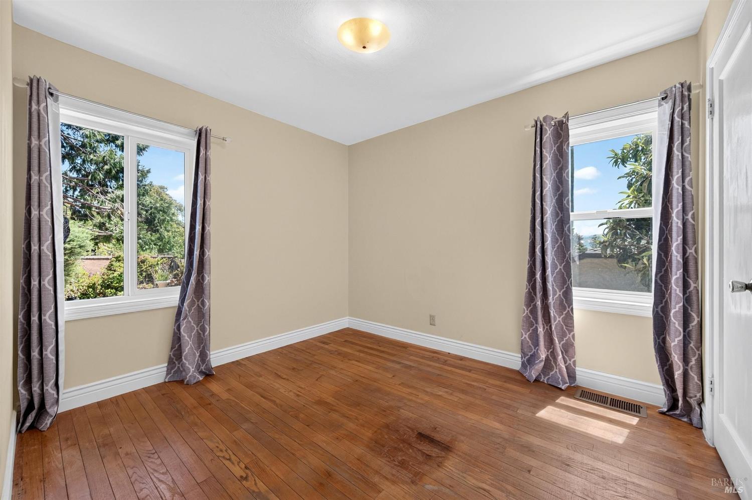 81 Buena Vista Benicia CA 94510