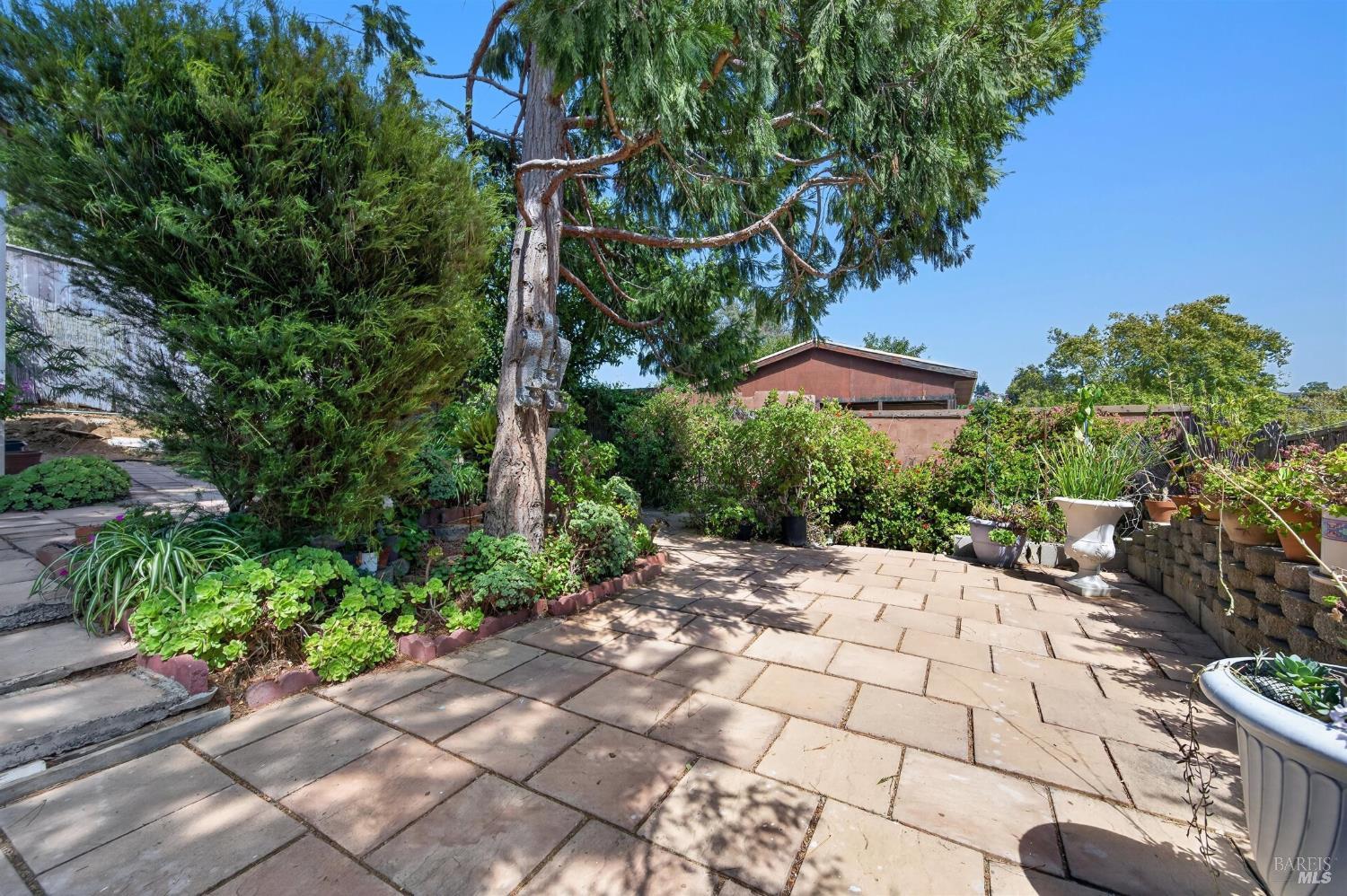 81 Buena Vista Benicia CA 94510