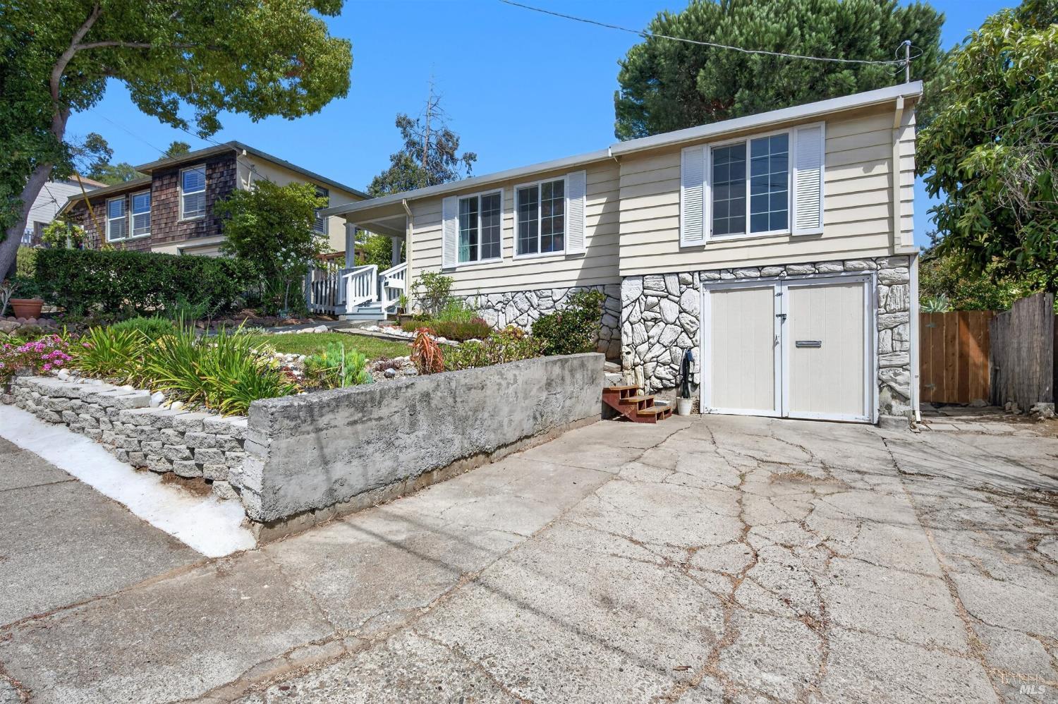 81 Buena Vista Benicia CA 94510