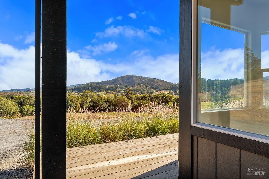8320 Dry Creek Road Geyserville CA 95441