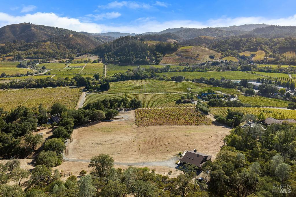 8320 Dry Creek Road Geyserville CA 95441