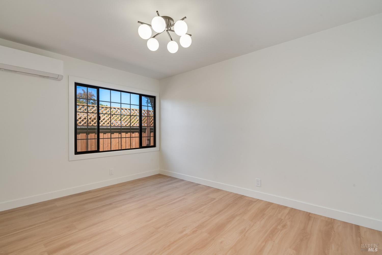 2112 Berkeley Drive Santa Rosa CA 95401