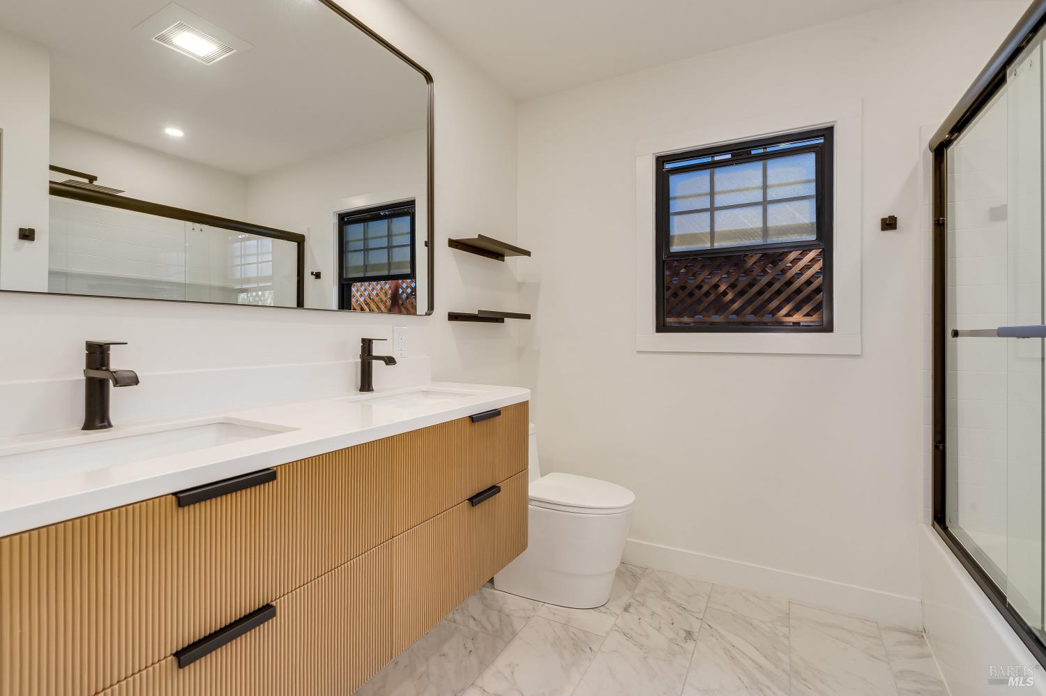 2112 Berkeley Drive Santa Rosa CA 95401