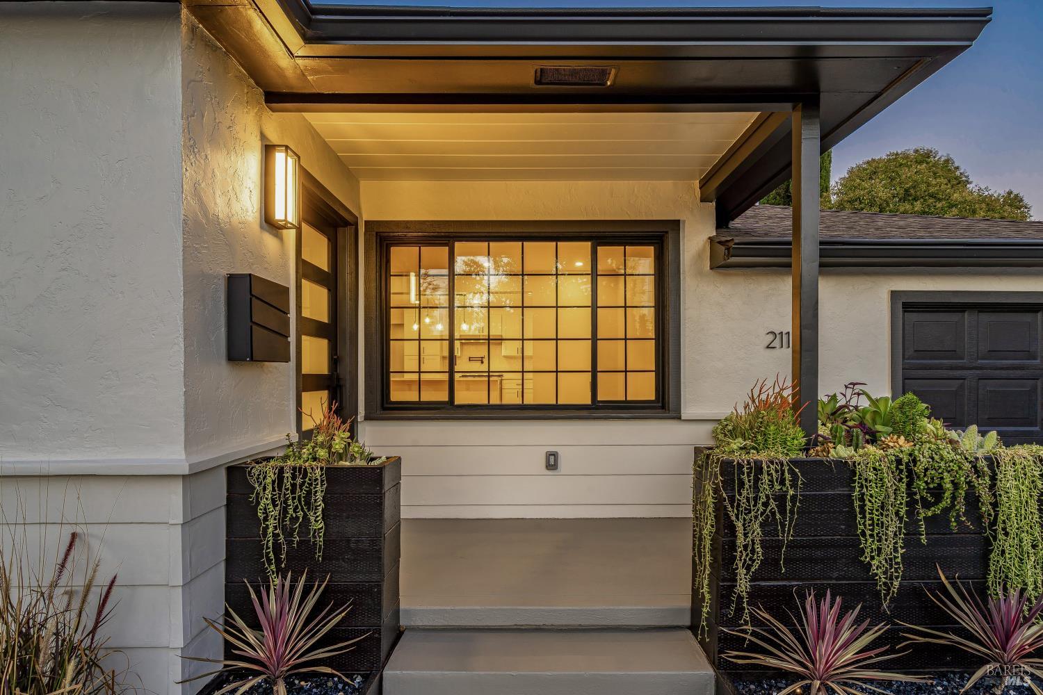 2112 Berkeley Drive Santa Rosa CA 95401