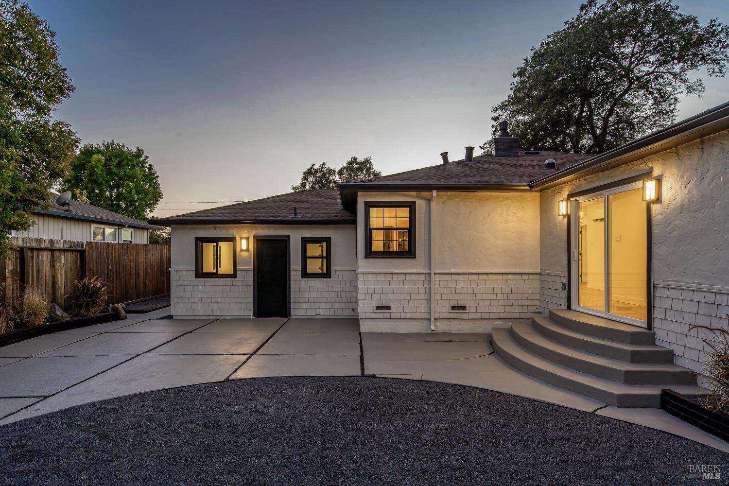 2112 Berkeley Drive Santa Rosa CA 95401