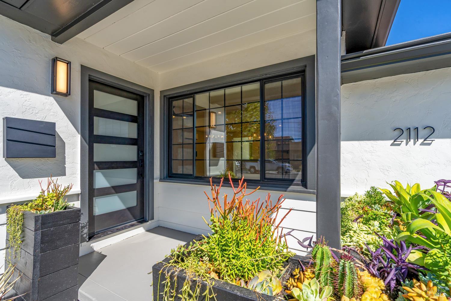 2112 Berkeley Drive Santa Rosa CA 95401