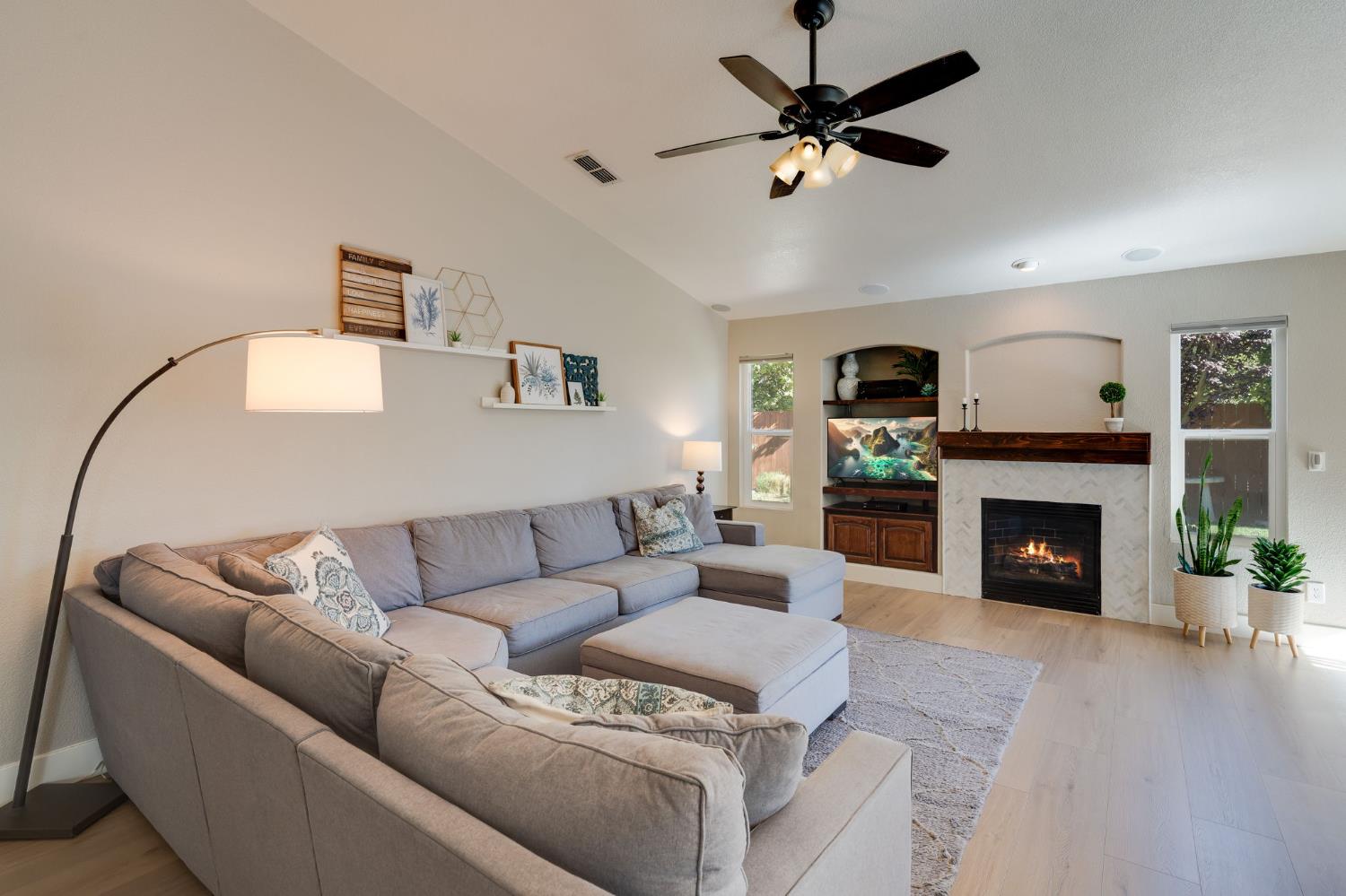 3044 Sherman Isl Road West Sacramento CA 95691