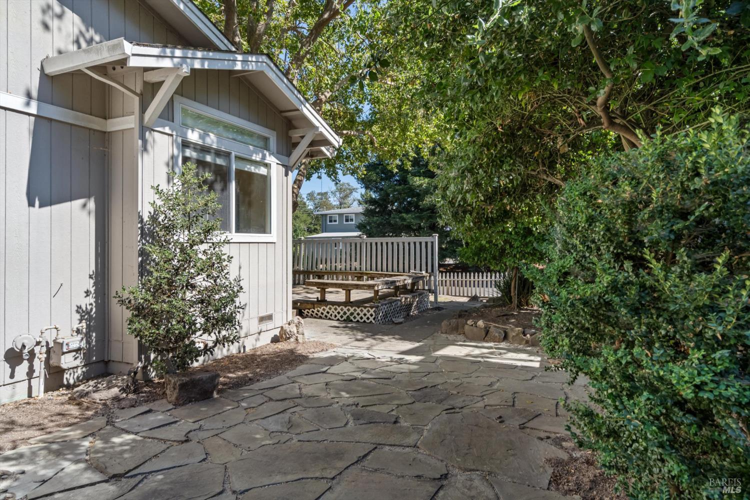 602 Deerfield Lane Petaluma CA 94952