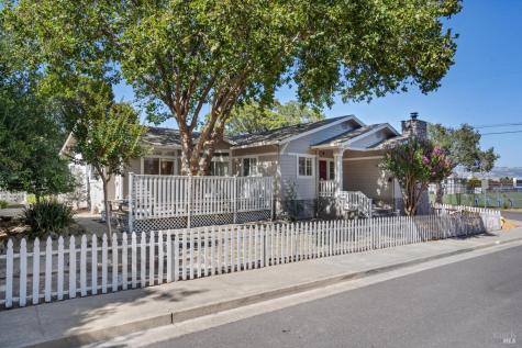 602 Deerfield Lane Petaluma CA 94952