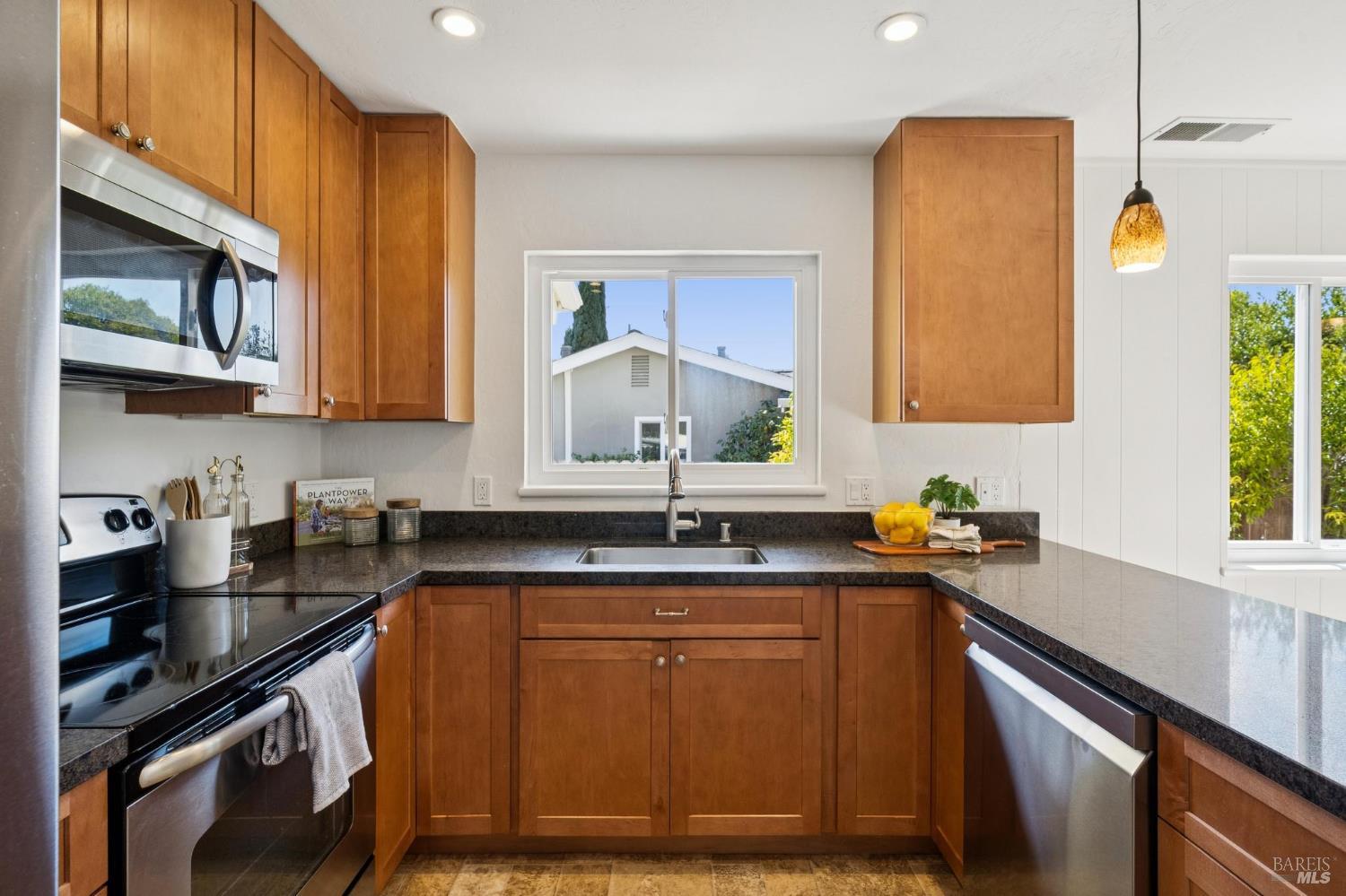 155 Blackstone Drive San Rafael CA 94903