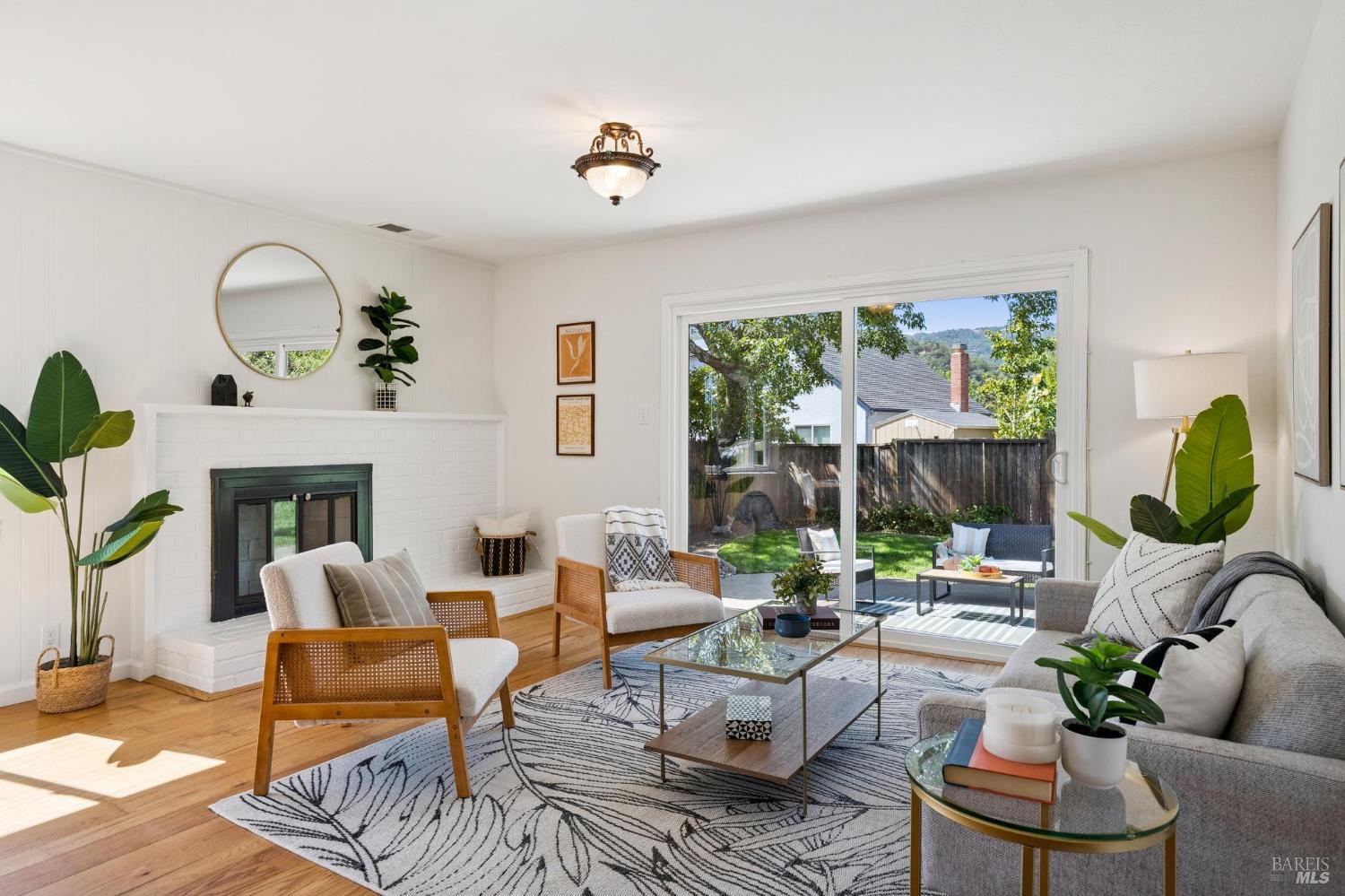 155 Blackstone Drive San Rafael CA 94903