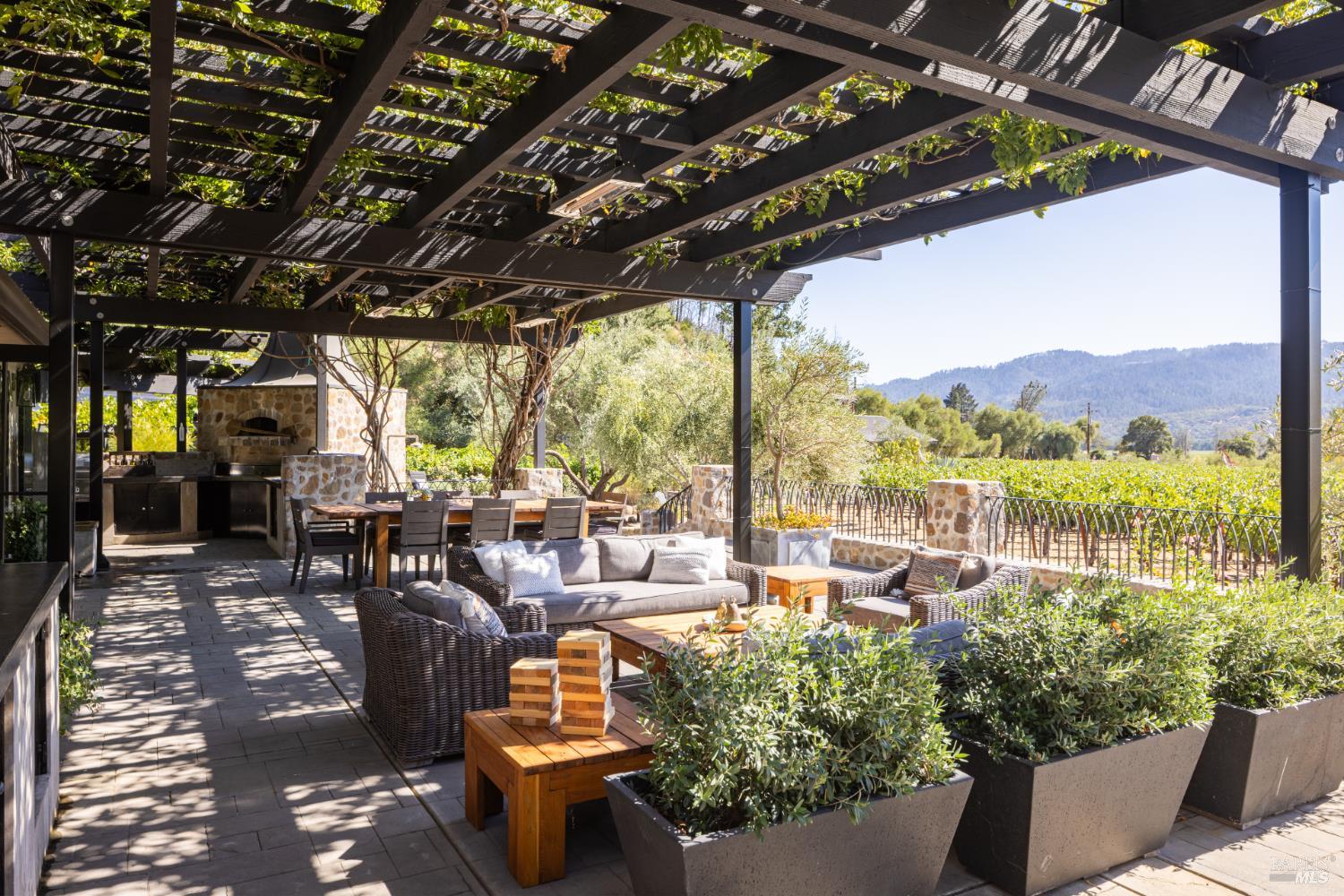 800 Lommel Road Calistoga CA 94515