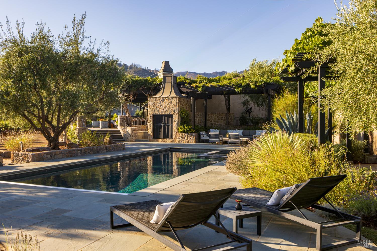 800 Lommel Road Calistoga CA 94515
