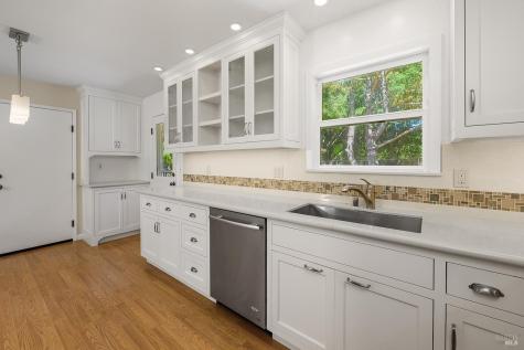 760 Belglen Way Sebastopol CA 95472