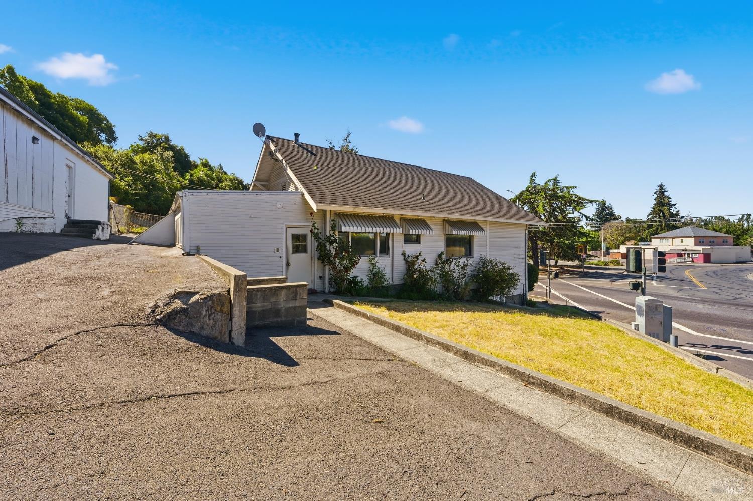 1196 Silverado Trail Napa CA 94559