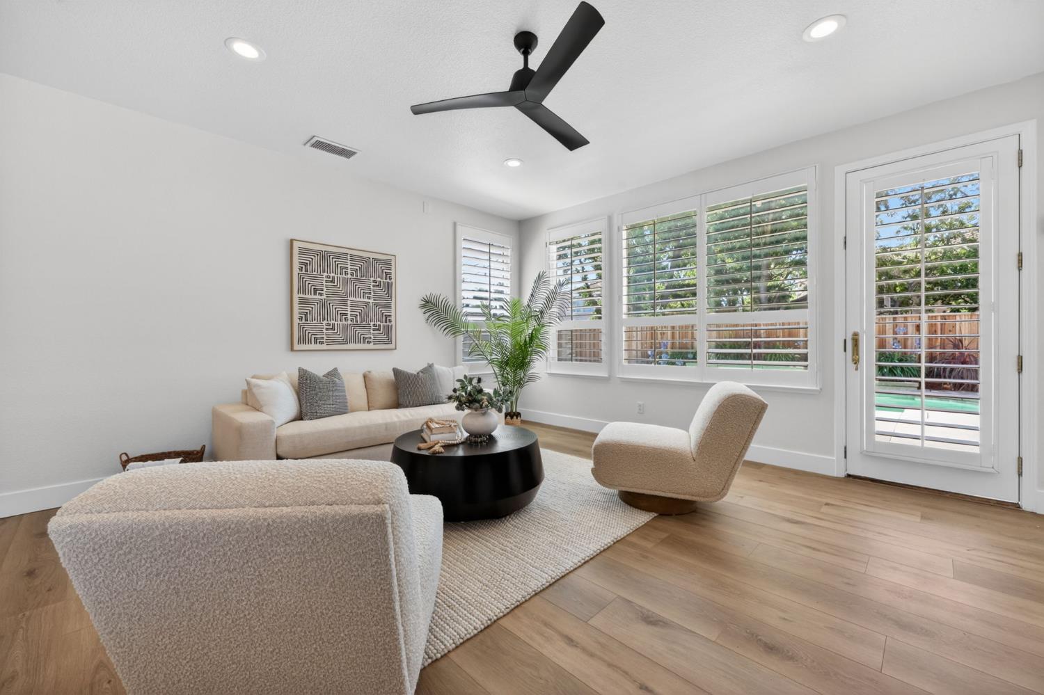 5622 Marden Street Davis CA 95618