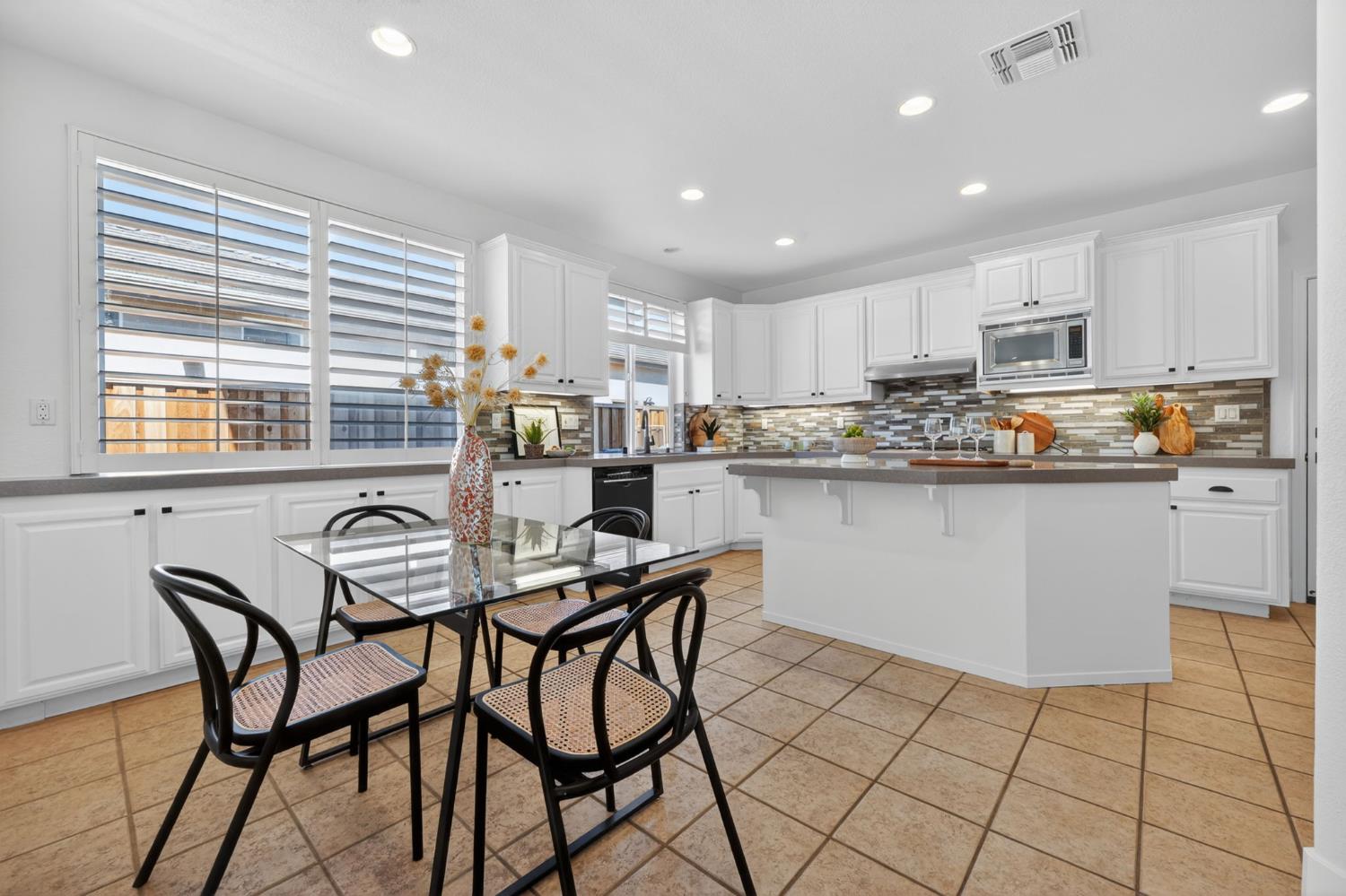 5622 Marden Street Davis CA 95618