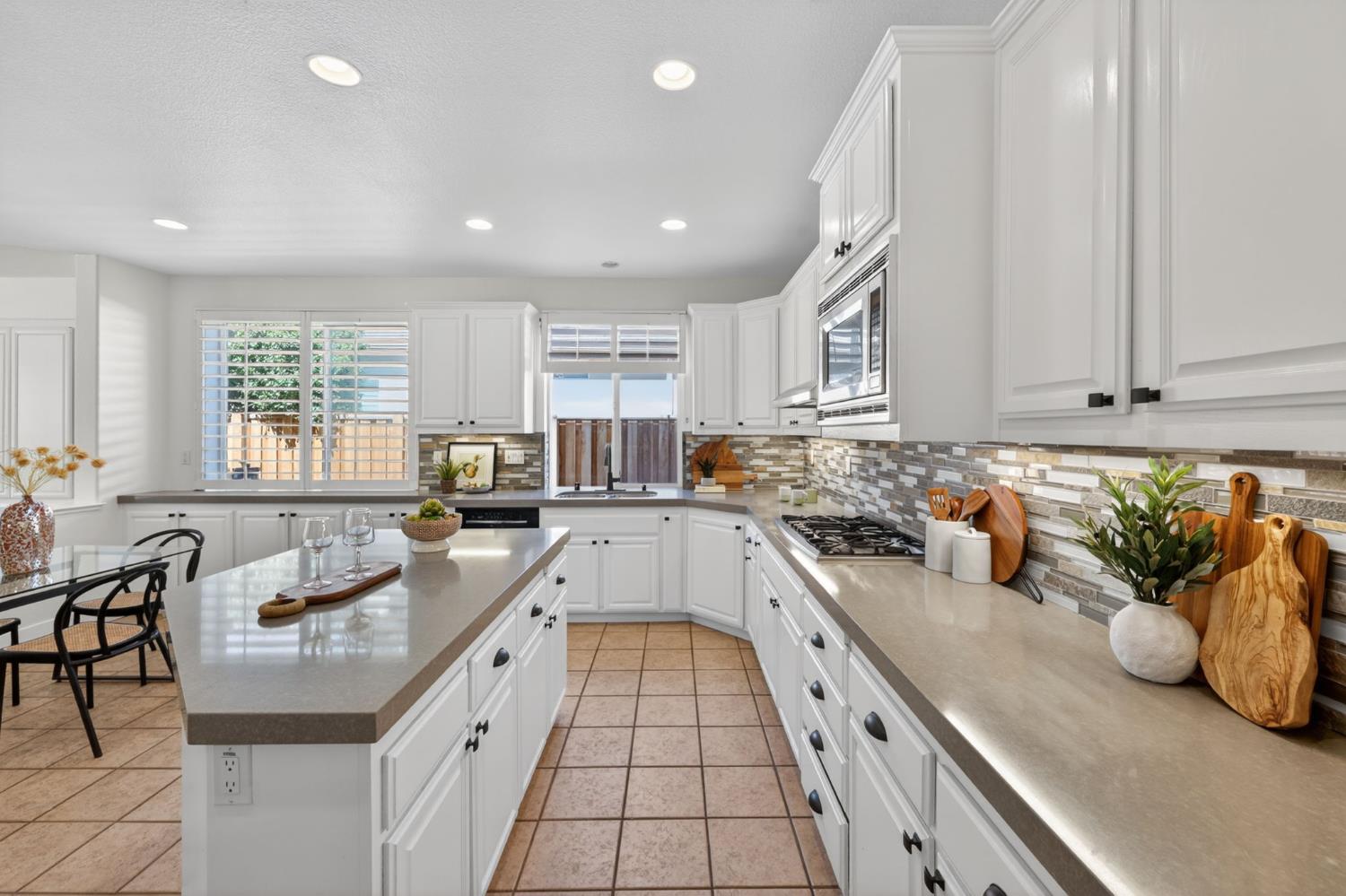 5622 Marden Street Davis CA 95618