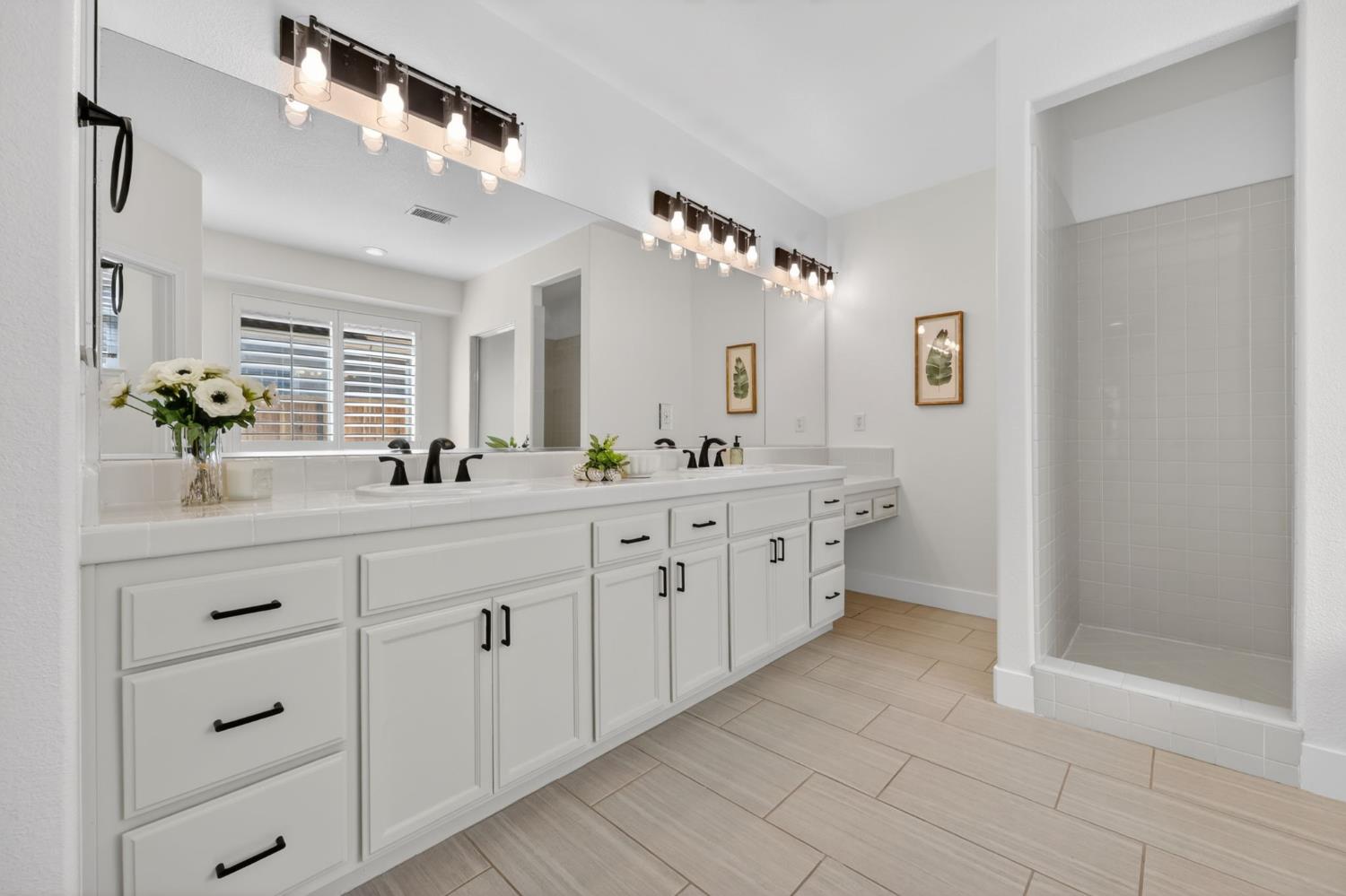 5622 Marden Street Davis CA 95618