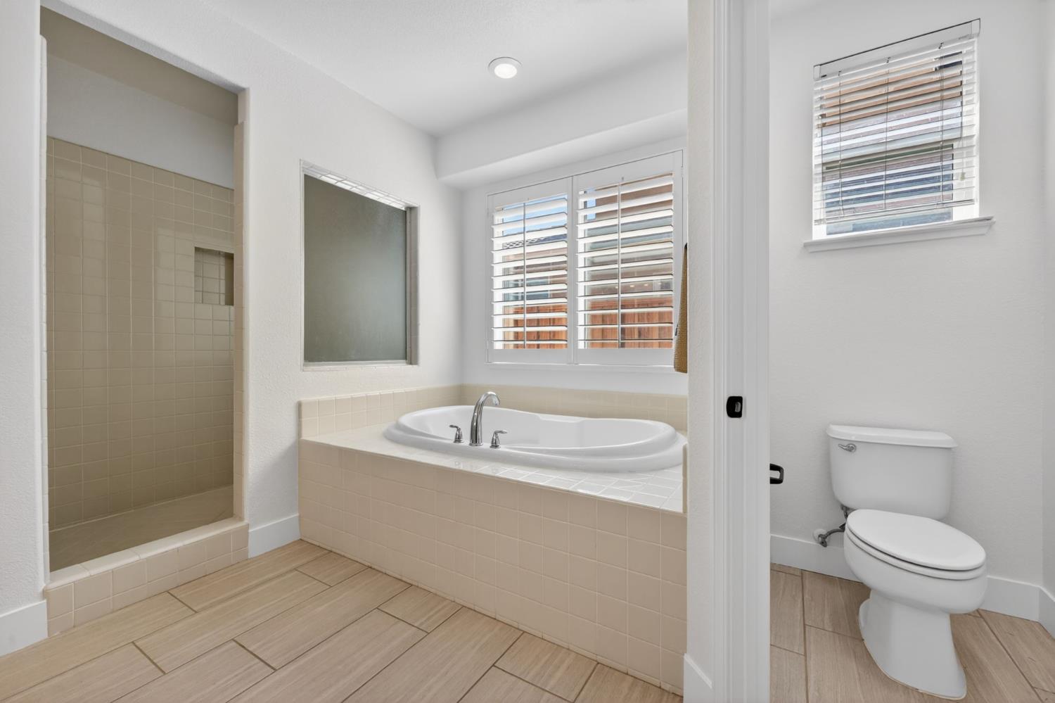 5622 Marden Street Davis CA 95618